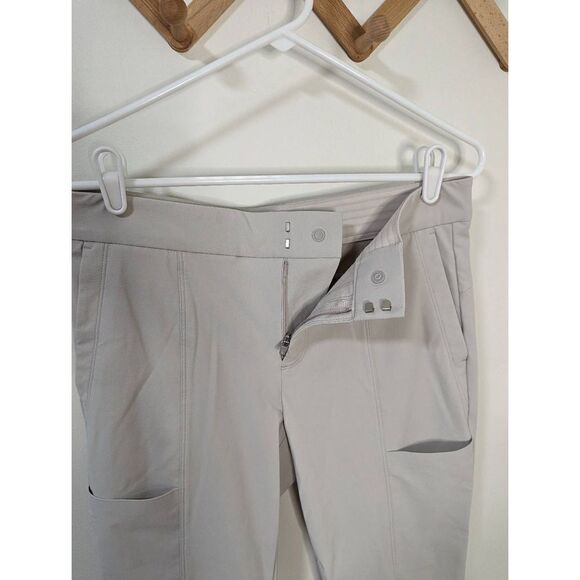 Athleta Cargo Style Wander Stash Athletic Pants - Size 8 - Picture 6 of 13